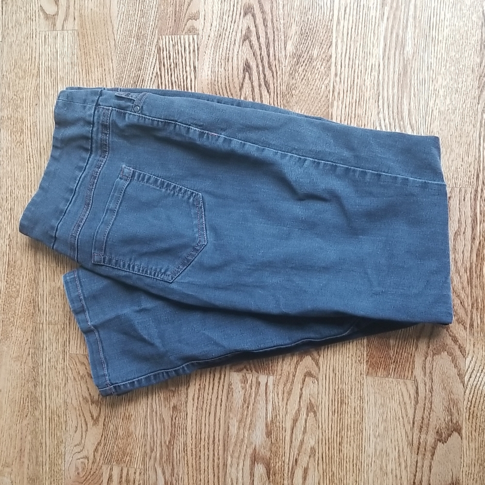 (10) Cleo Petites Stretchy Cotton Blend Denim Jeans Comfortable Waistband